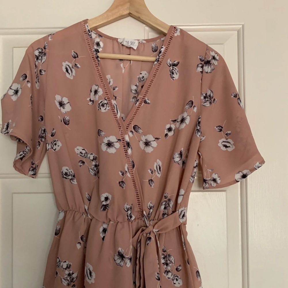 Fancy short sleeve tie shirt